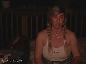 girl
        tantric_eden_ cam image #4365292