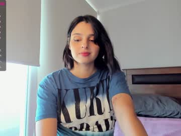 girl
        yourfreakygirl cam image #758620