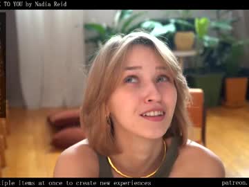 girl
        ms_dira cam image #6566694