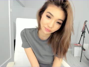 girl
        nami_g cam image #2432978
