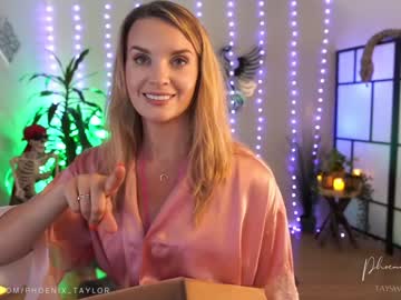 girl
        phoenix_taylor cam image #2504041