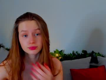 girl
        toxl cam image #779792