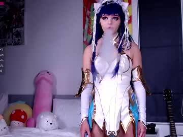 girl
        madnessalise cam image #774953