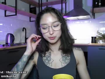 girl
        _octopussy_ cam image #3243971