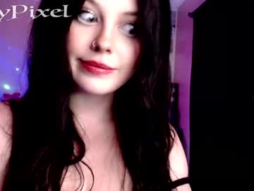 girl
        lilypixel cam image #1090112