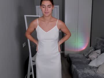 girl
        lynn_jackson cam image #5150975