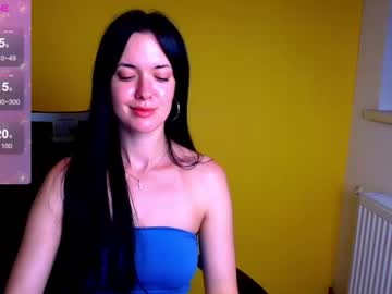 girl
        merry_berryy_ cam image #4634550