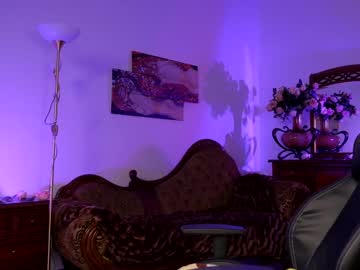girl
        jessiccaburns cam image #1471668