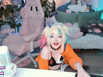 girl
        littleflufflepuff cam image #5465414