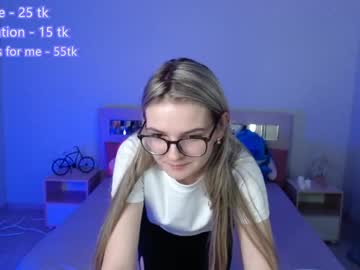 girl
        amelialuck cam image #892402
