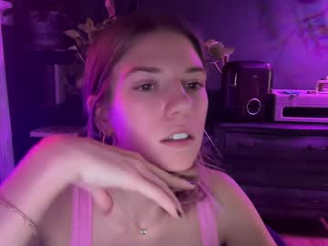 girl
        oliviahansleyy cam image #5861809