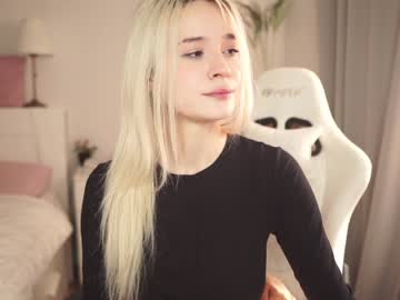 girl
        daddystrouble cam image #1193067