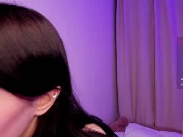 girl
        amandamedrano cam image #974645
