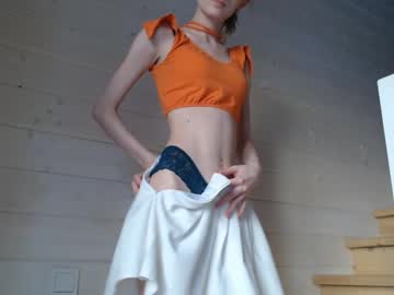 girl
        princess__aurora cam image #813923