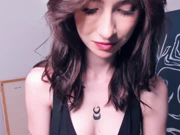 girl
        dance_kuduro cam image #2671052