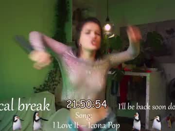 couple
        emiliacourtney cam image #4278445