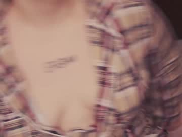 girl
        chery_lady22 cam image #860985