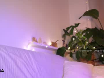 girl
        _deepthroatgalactica cam image #5585906