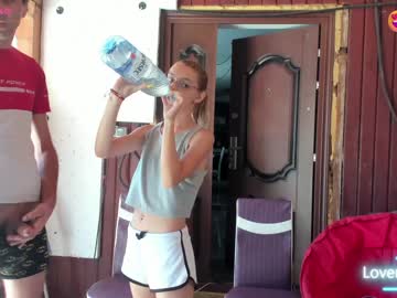 couple
        naughtylov3 cam image #2342351