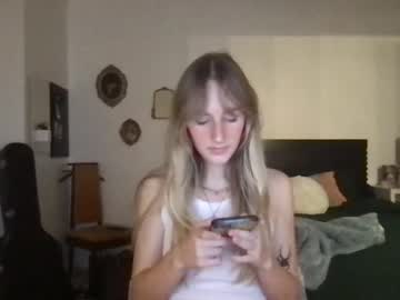 girl
        sugahbunny cam image #184385