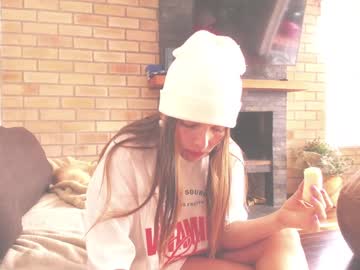 couple
        kendalltyler cam image #4340169