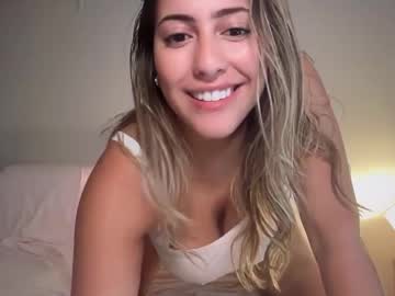 girl
        sieena cam image #6348040