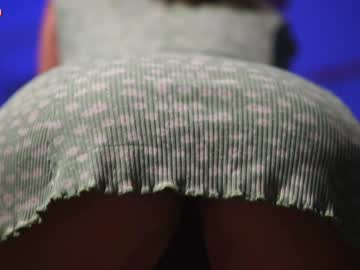 girl
        hoolybunny cam image #5039465