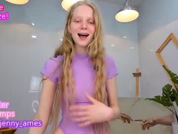 girl
        jenny_ames cam image #1520118