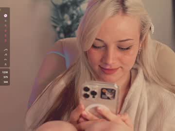 girl
        mia_milagros cam image #6716136