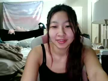 girl
        hiddenr0se cam image #596725