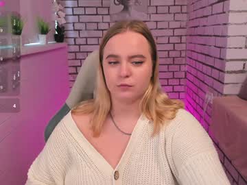 girl
        new_kamelia cam image #5336917