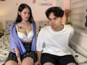 couple
        fkkmeplss cam image #1879431