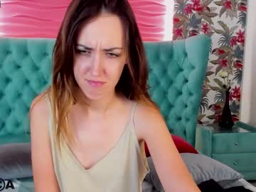 girl
        rubyluka cam image #592907