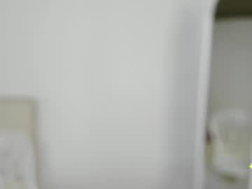 girl
        melissaforst cam image #1595599