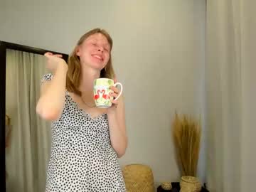 girl
        rina_chill cam image #1935244