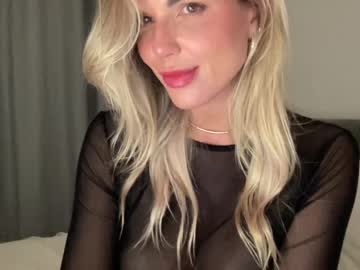 girl
        iiivy_ cam image #5164139