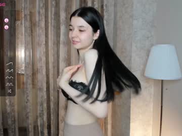 girl
        nice_kisss cam image #2584456