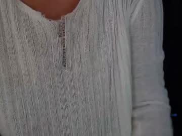 girl
        alex499990 cam image #6837886