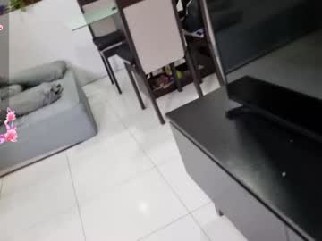 couple
        couplecrazybr cam image #4767555