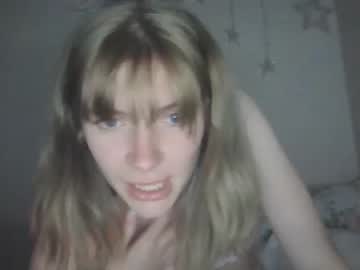 girl
        dumbdoll9 cam image #3510333