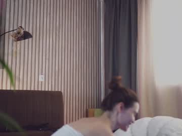 girl
        your_liberty cam image #5007276