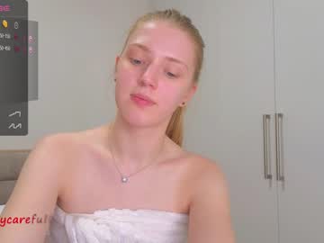 girl
        hichatur cam image #3147889