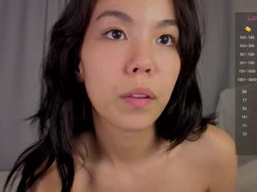 girl
        lornacutsforth cam image #6909622