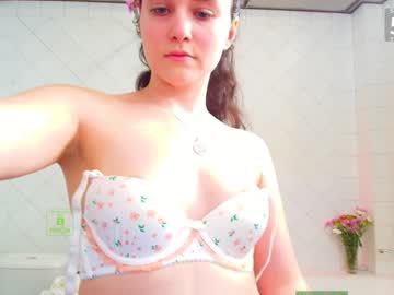 girl
        demurelixir cam image #4615899