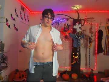 couple Nude Cam Girls Playing Games with thejohnnystone