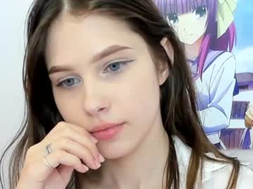 girl
        avrora_deis cam image #2860435