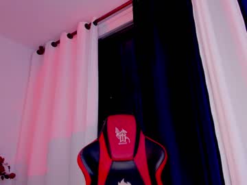 girl
        candyred88 cam image #192584
