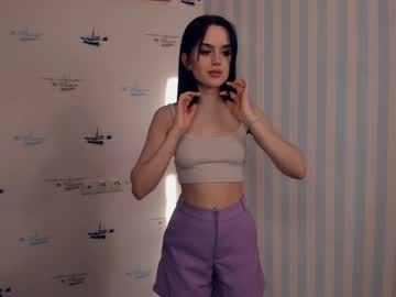 girl
        fannyhaviland cam image #3613935