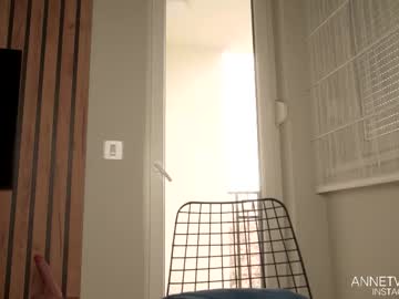 girl
        annvelvet cam image #6120599