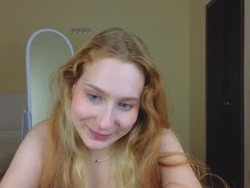 girl
        annikie cam image #2984586